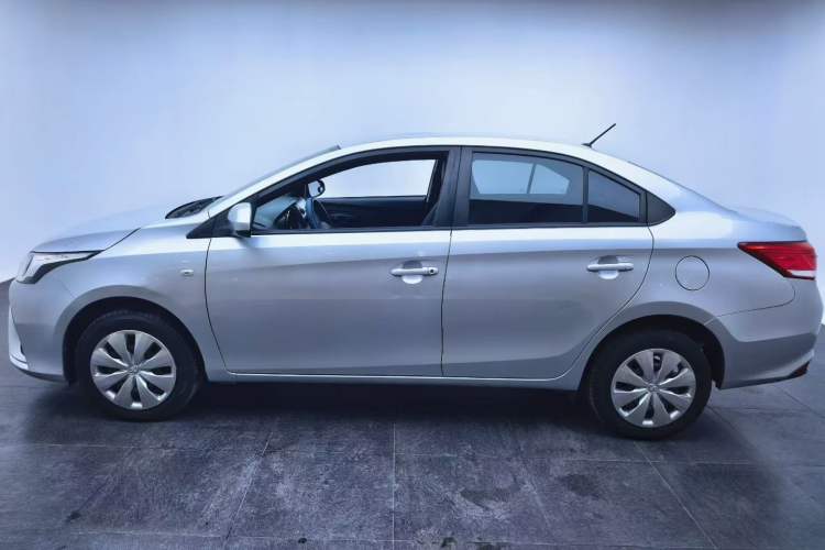 Used Toyota YARiS L Zhi Xiang 2017 1.5E CVT Dynamic Edition Exterior 4