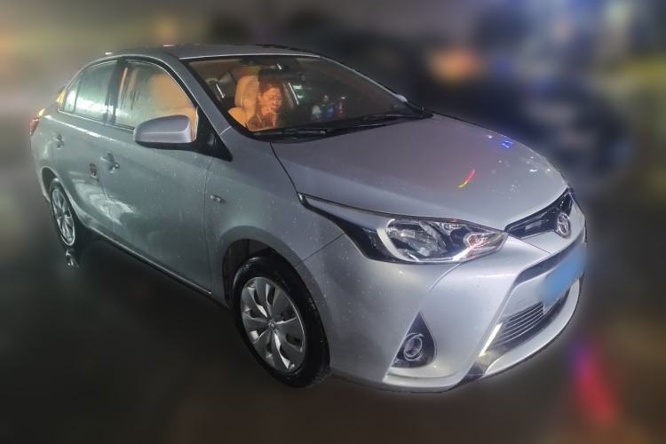 Used Toyota YARiS L Zhi Xiang 2017 1.5E CVT Dynamic Edition Front Right 45 Deg
