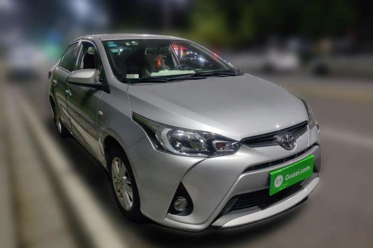 Used Toyota YARiS L Zhi Xiang 2017 1.5G CVT Xuan Dong Skyroof Edition Front Right 45 Deg