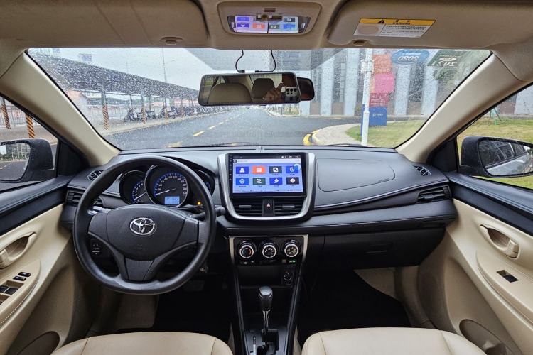 Used Toyota YARiS L Zhi Xiang 2017 1.5E CVT Dynamic Edition Interior 4