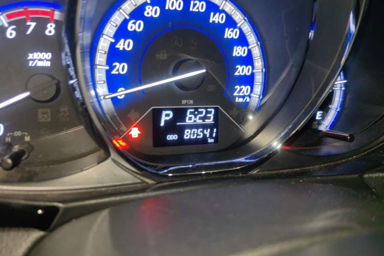 Used Toyota YARiS L Zhi Xiang 2017 1.5G CVT Xuan Dong Skyroof Edition Odometer Close Up