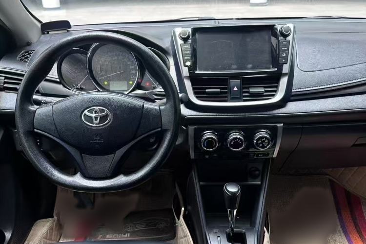 Used Toyota YARiS L Zhi Xiang 2017 1.5E CVT Dynamic Edition Steering Wheel