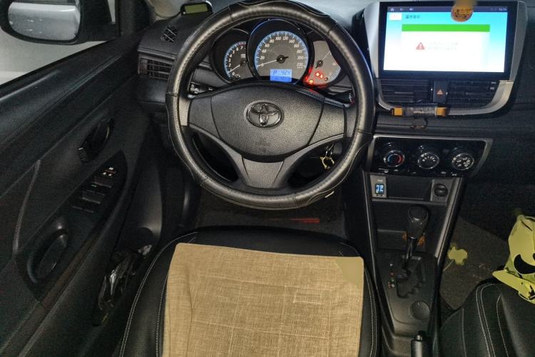 Used Toyota YARiS L Zhi Xiang 2017 1.5E CVT Dynamic Edition Steering Wheel