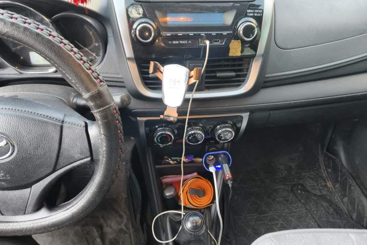 Used Toyota YARiS L Zhi Xiang 2017 1.3E Manual Charm Edition Audio And AC Panel