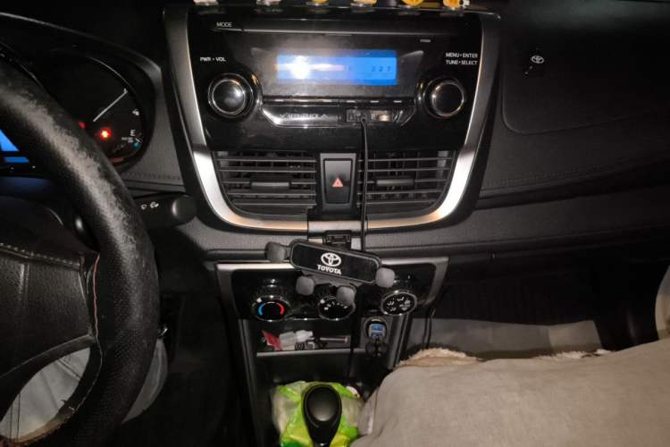 Used Toyota YARiS L Zhi Xiang 2017 1.5E CVT Dynamic Edition Audio And AC Panel