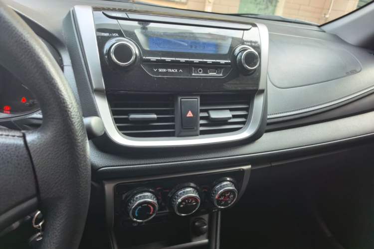 Used Toyota YARiS L Zhi Xiang 2017 1.5E CVT Dynamic Edition Audio And AC Panel