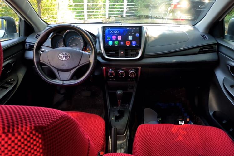 Used Toyota YARiS L Zhi Xiang 2017 1.5E CVT Dynamic Edition Center Console