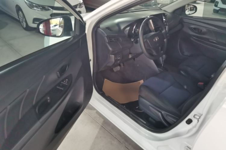 Used Toyota YARiS L Zhi Xiang 2017 1.5E CVT Dynamic Edition Driver Seat
