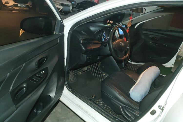Used Toyota YARiS L Zhi Xiang 2017 1.5E CVT Dynamic Edition Driver Seat