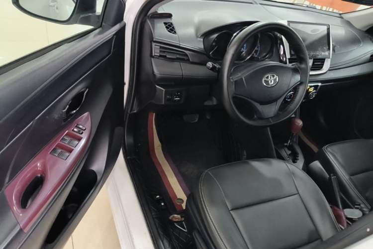 Used Toyota YARiS L Zhi Xiang 2017 1.3E CVT Charming Edition Driver Seat