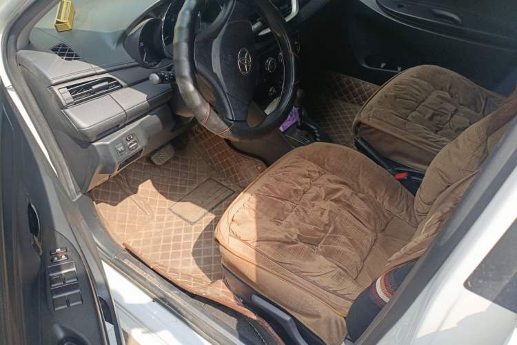 Used Toyota YARiS L Zhi Xiang 2017 1.5E CVT Dynamic Edition Driver Seat