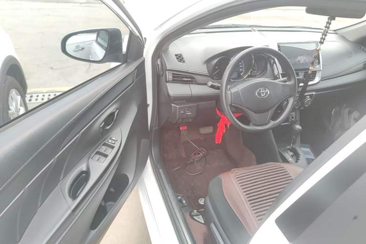 Used Toyota YARiS L Zhi Xiang 2017 1.5E CVT Dynamic Edition Driver Seat