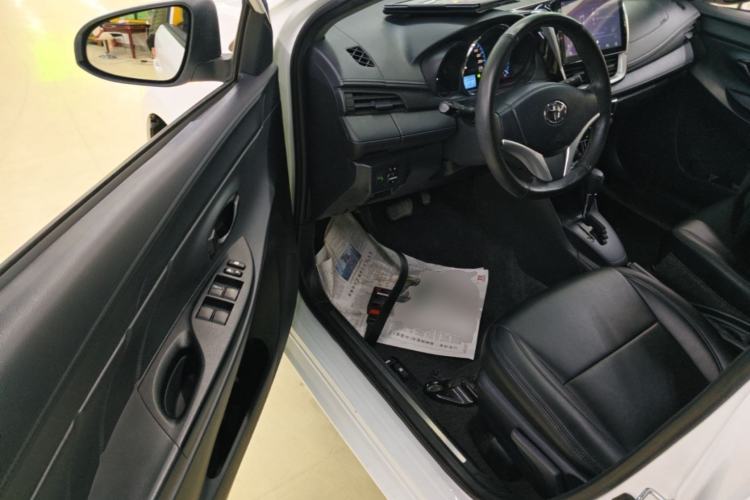 Used Toyota YARiS L Zhi Xiang 2017 1.5E CVT Dynamic Edition Driver Seat