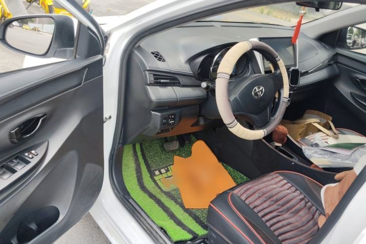 Used Toyota YARiS L Zhi Xiang 2017 1.5E CVT Dynamic Edition Driver Seat