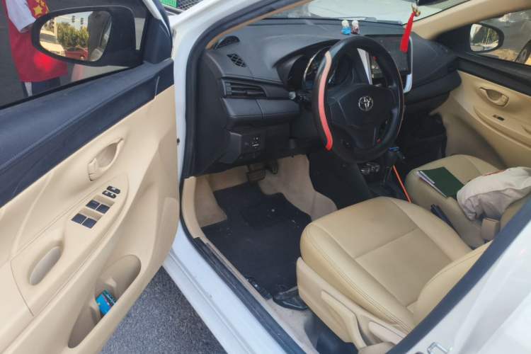Used Toyota YARiS L Zhi Xiang 2017 1.5E CVT Dynamic Edition Driver Seat