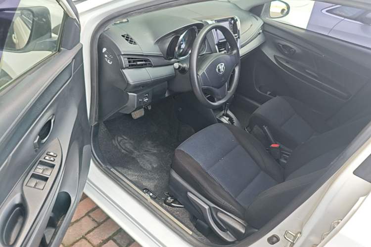 Used Toyota YARiS L Zhi Xiang 2017 1.5E CVT Dynamic Edition Driver Seat