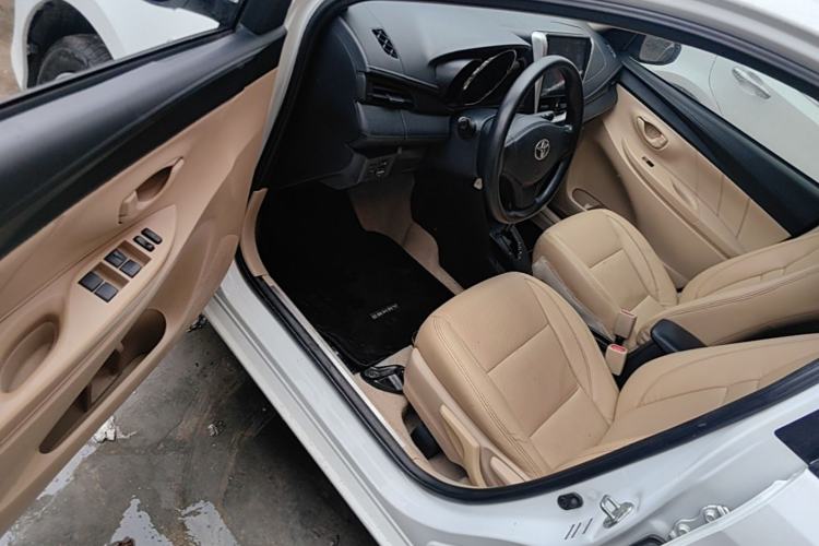 Used Toyota YARiS L Zhi Xiang 2017 1.5E CVT Dynamic Edition Driver Seat