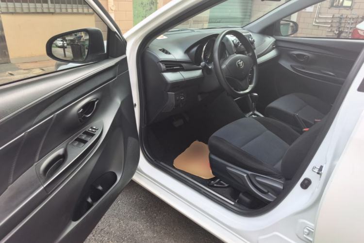 Used Toyota YARiS L Zhi Xiang 2017 1.5E CVT Dynamic Edition Driver Seat
