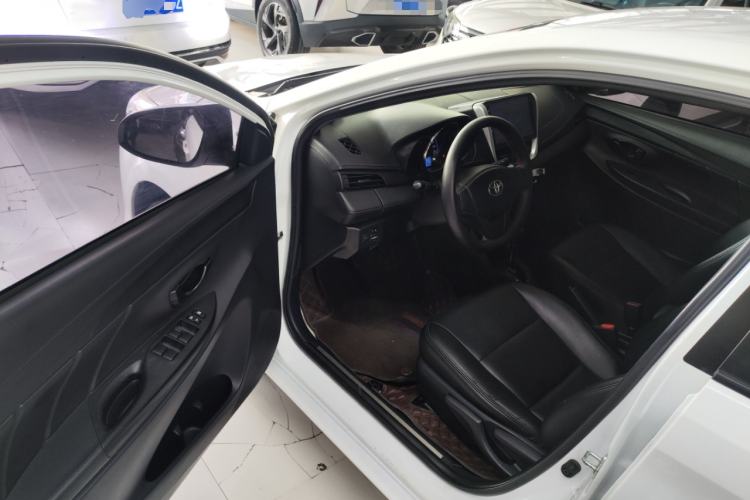 Used Toyota YARiS L Zhi Xiang 2017 1.5E CVT Dynamic Edition Driver Seat