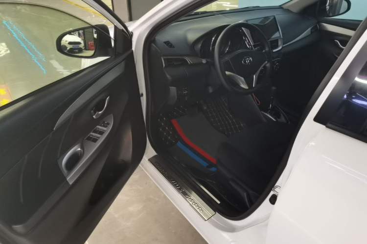 Used Toyota YARiS L Zhi Xiang 2017 1.5E CVT Dynamic Edition Driver Seat