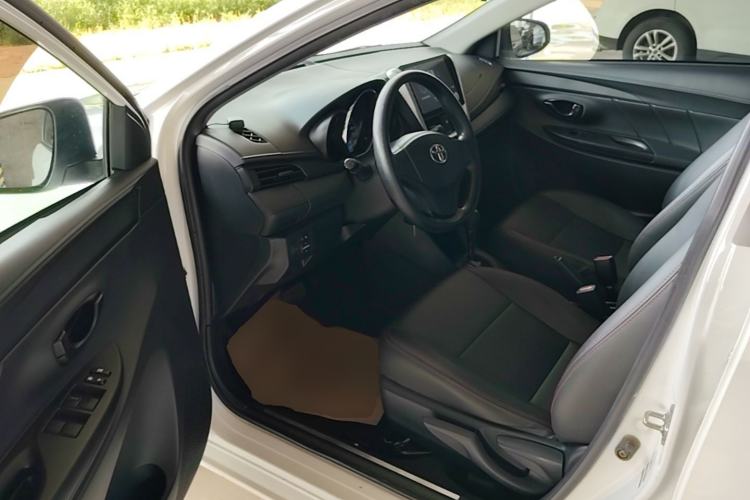 Used Toyota YARiS L Zhi Xiang 2017 1.5E CVT Dynamic Edition Driver Seat