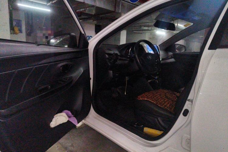Used Toyota YARiS L Zhi Xiang 2017 1.5E CVT Dynamic Edition Driver Seat