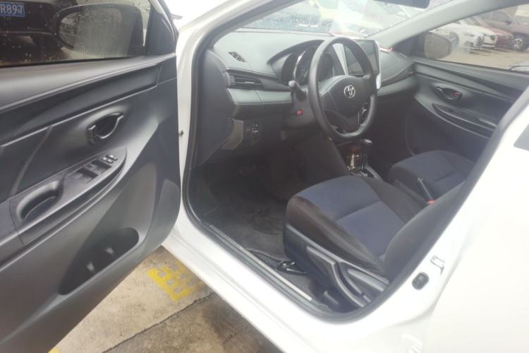 Used Toyota YARiS L Zhi Xiang 2017 1.5E CVT Dynamic Edition Driver Seat
