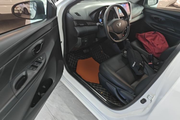 Used Toyota YARiS L Zhi Xiang 2017 1.5E CVT Dynamic Edition Driver Seat