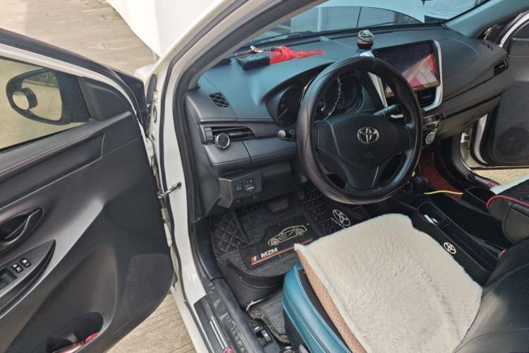 Used Toyota YARiS L Zhi Xiang 2017 1.5E CVT Dynamic Edition Driver Seat