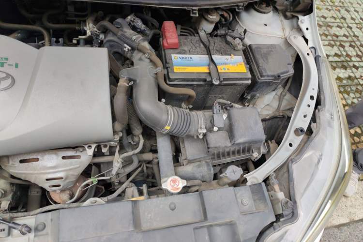 Used Toyota YARiS L Zhi Xiang 2017 1.5E CVT Dynamic Edition Engine Bay Left