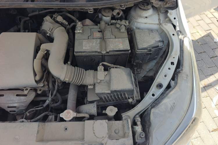 Used Toyota YARiS L Zhi Xiang 2017 1.5E Manual Charm Edition Engine Bay Left