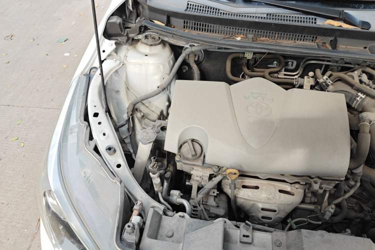 Used Toyota YARiS L Zhi Xiang 2017 1.5E CVT Dynamic Edition Engine Bay Right