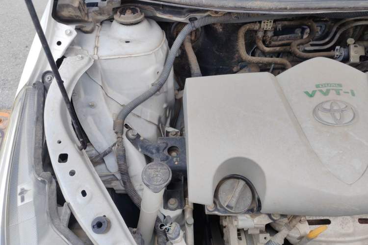 Used Toyota YARiS L Zhi Xiang 2017 1.5E CVT Dynamic Edition Engine Bay Right