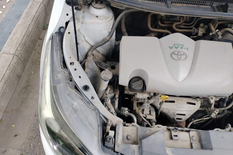 Used Toyota YARiS L Zhi Xiang 2017 1.5E CVT Dynamic Edition Engine Bay Right
