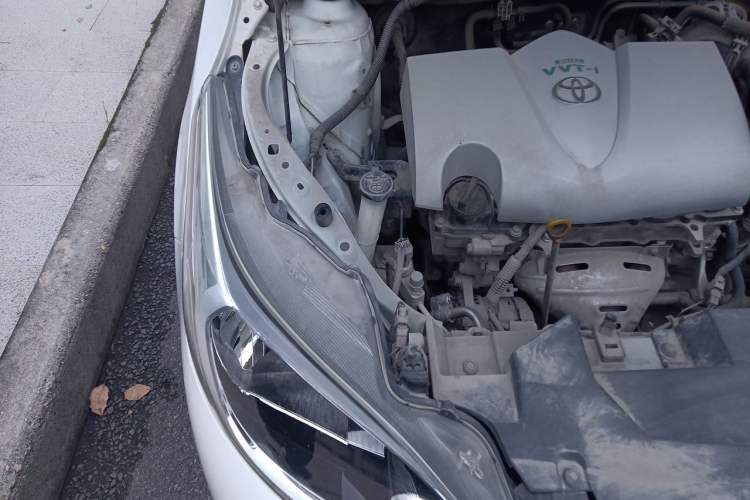 Used Toyota YARiS L Zhi Xiang 2017 1.5E CVT Dynamic Edition Engine Bay Right