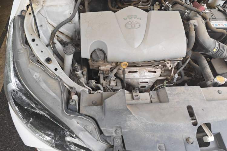 Used Toyota YARiS L Zhi Xiang 2017 1.5E CVT Dynamic Edition Engine Bay Right