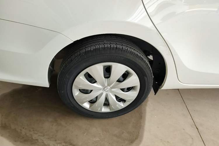 Used Toyota YARiS L Zhi Xiang 2017 1.5E CVT Dynamic Edition Exterior 5
