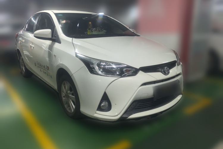 Used Toyota YARiS L Zhi Xiang 2017 1.5G CVT Xuan Dong Skyroof Edition Front Right 45 Deg