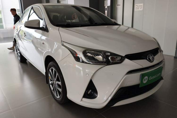 Used Toyota YARiS L Zhi Xiang 2017 1.5E CVT Dynamic Edition Front Right 45 Deg