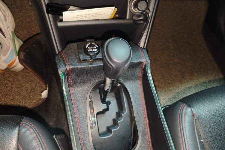 Used Toyota YARiS L Zhi Xiang 2017 1.5E CVT Dynamic Edition Gear Lever