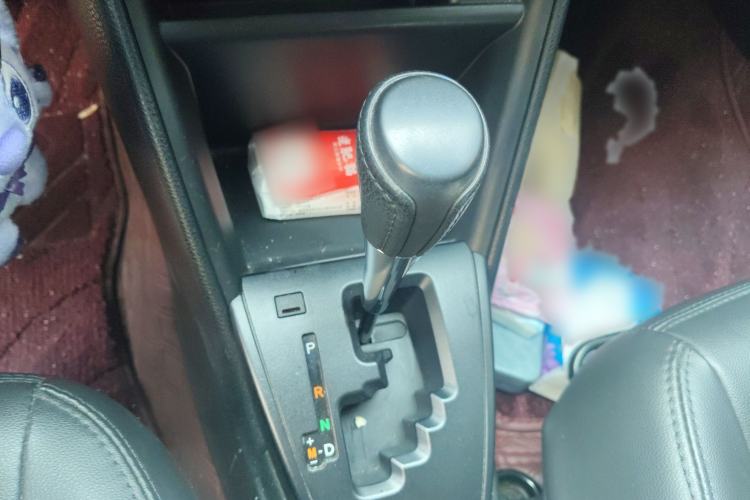 Used Toyota YARiS L Zhi Xiang 2017 1.5E CVT Dynamic Edition Gear Lever