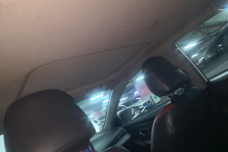 Used Toyota YARiS L Zhi Xiang 2017 1.5G CVT Xuan Dong Skyroof Edition Headliner