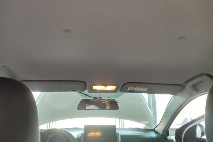 Used Toyota YARiS L Zhi Xiang 2017 1.5E CVT Dynamic Edition Headliner