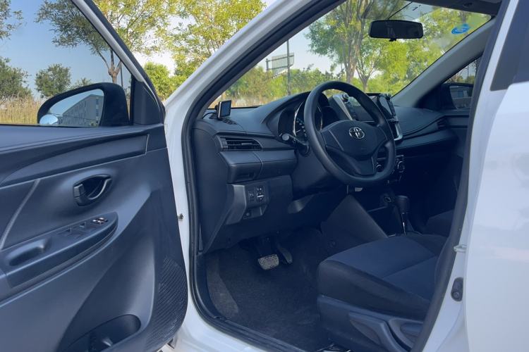 Used Toyota YARiS L Zhi Xiang 2017 1.5E CVT Dynamic Edition Interior 1