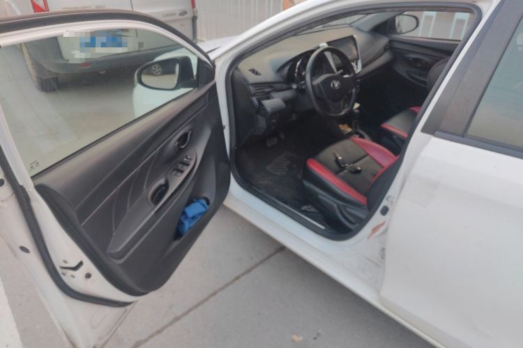 Used Toyota YARiS L Zhi Xiang 2017 1.5E CVT Dynamic Edition Interior 3