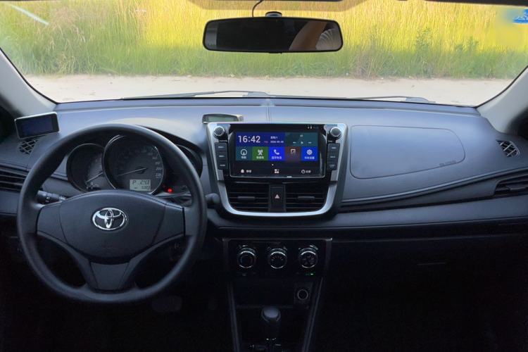 Used Toyota YARiS L Zhi Xiang 2017 1.5E CVT Dynamic Edition Interior 4