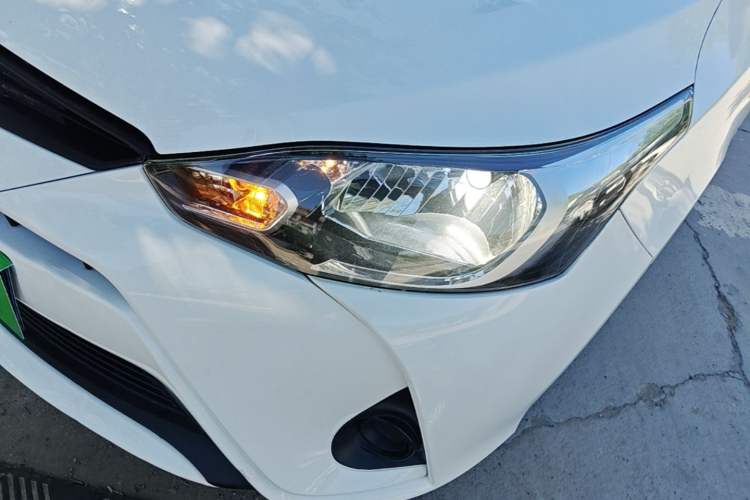 Used Toyota YARiS L Zhi Xiang 2017 1.5E CVT Dynamic Edition Left Front Headlight