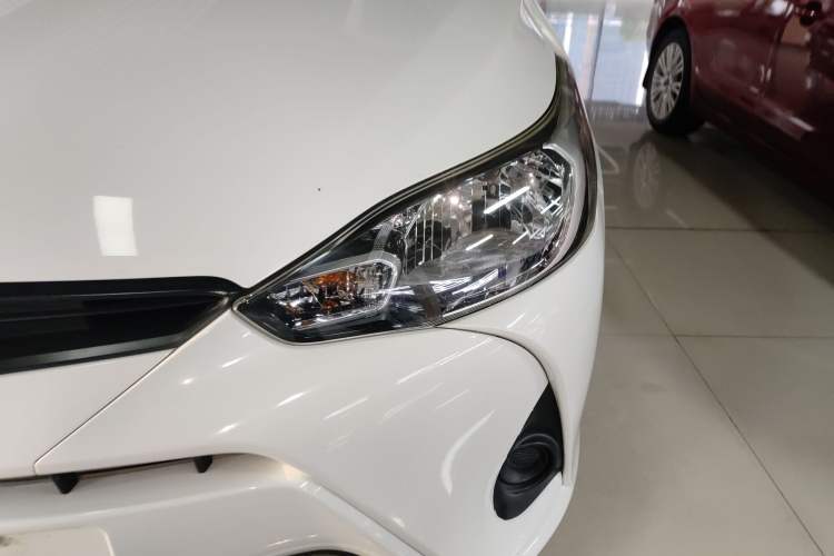 Used Toyota YARiS L Zhi Xiang 2017 1.5E CVT Dynamic Edition Left Front Headlight