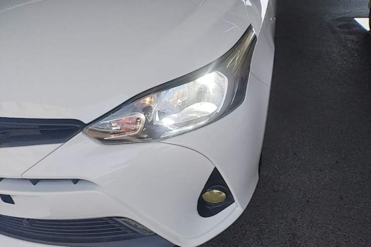 Used Toyota YARiS L Zhi Xiang 2017 1.5E CVT Dynamic Edition Left Front Headlight