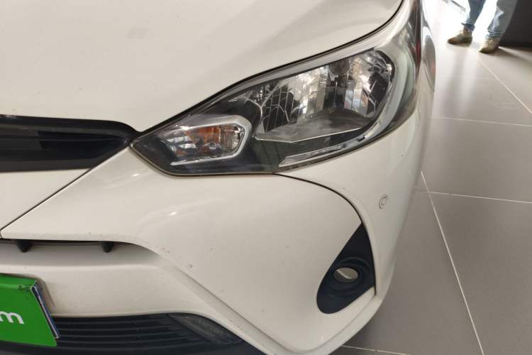 Used Toyota YARiS L Zhi Xiang 2017 1.5E CVT Dynamic Edition Left Front Headlight